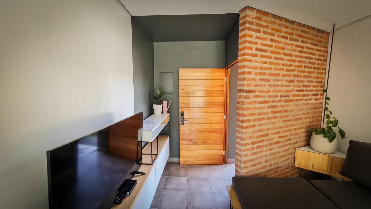 Casa D, Moderna De 2 Habitaciones Con Jardin En Barrio Privado 圣萨尔瓦多德朱 外观 照片